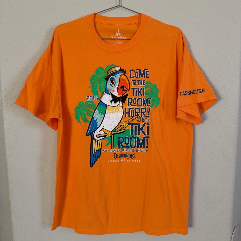Disneyland Enchanted Tiki Room 55th Anniversary Passholder Barker Bird Tee NWOT